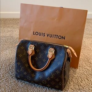 Authentic Louis Vuitton, Speedy 25